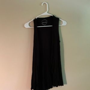 Black women’s vest by international concepts